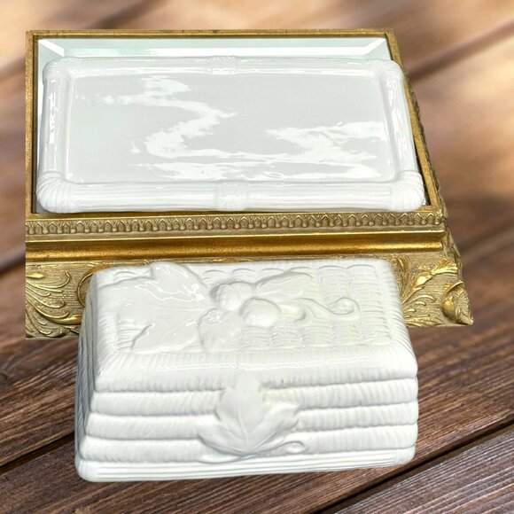 Applause Ceramic 1/4 Lb Covered Butter Dish With Lid - Picture 11 of 13